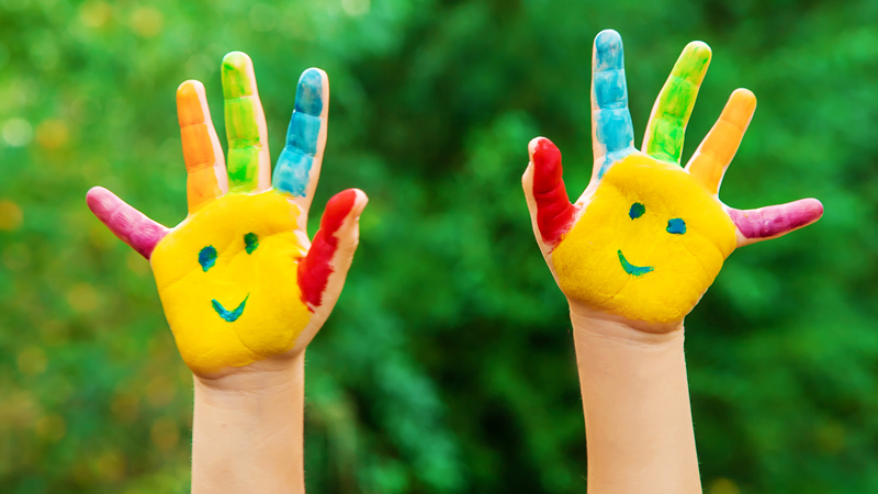 Manos divertidas en actividades extraescolares